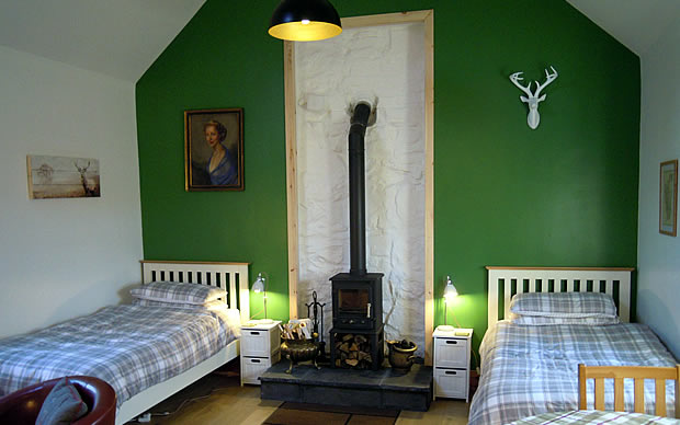 The Smithy, Stoer, twin bed.