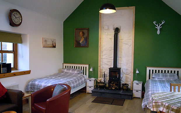 The Smithy, Stoer, twin bed